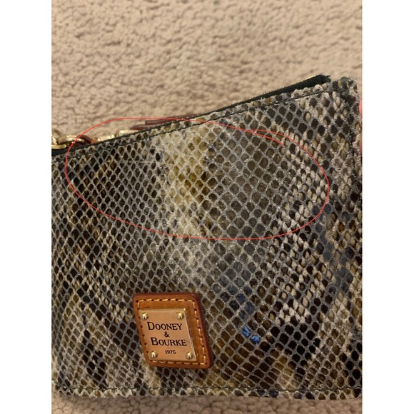FLAWS Dooney and Bourke Snakeskin Wristlet Removable Leather Strap Wallet Pouch - Picture 2 of 12